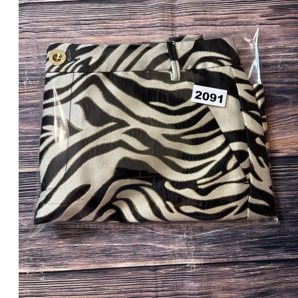 Lilly Pulitzer Zebra Print Jacquard Shorts Womens 8 Black White Metallic Gold - Picture 13 of 13